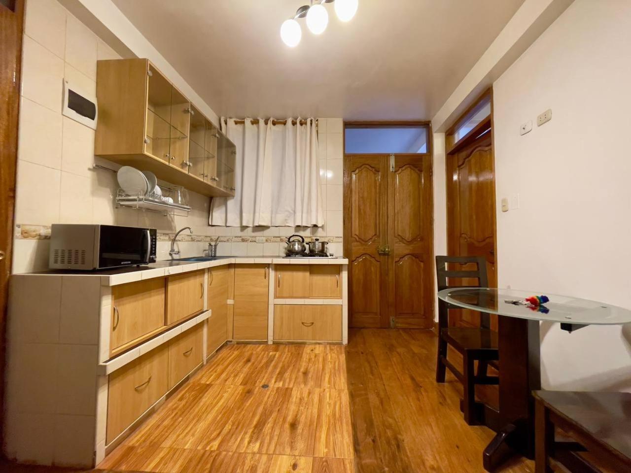 Apartahotel Apu Pata 4 *