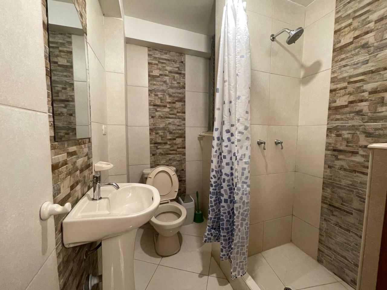 Apu Pata 4 * Cuzco